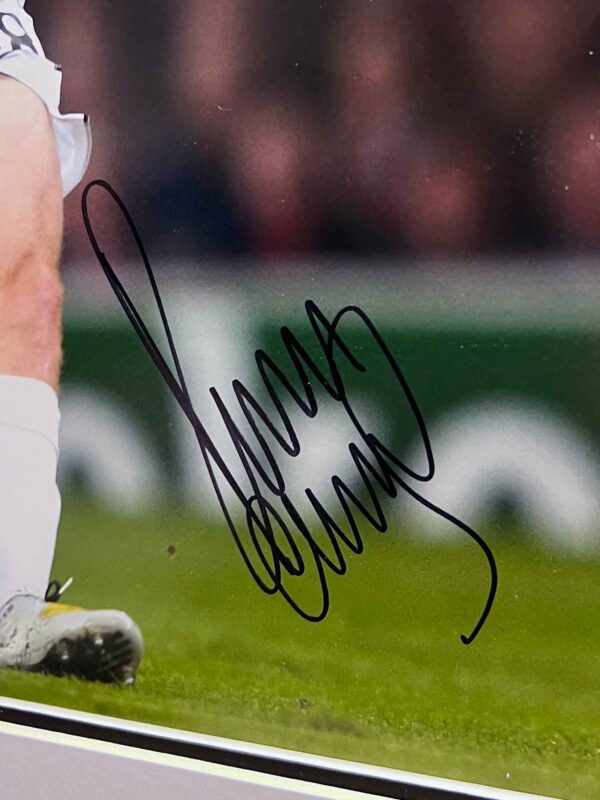 Authentically Signed By Paul Scholes Shirt Manchester United Frame 