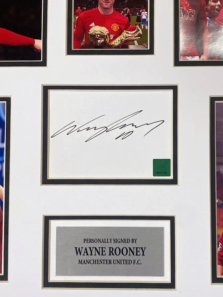 authentically-signed-wayne-rooney-autograph-plaque authentically-signed-wayne-rooney-autograph-plaque