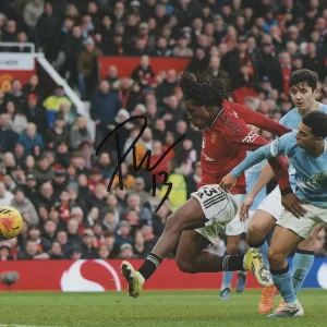authentically-signed-patrick-dorgu-framed-signed-autograph-man-utd