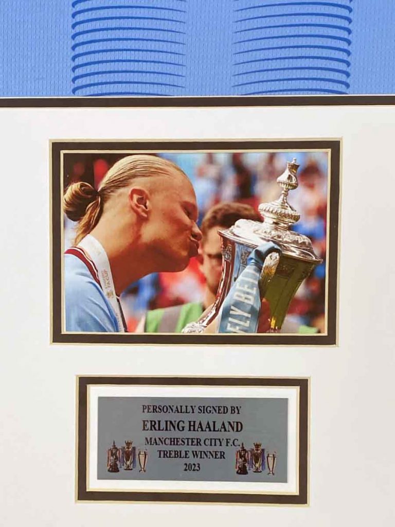 Photo Dédicacée Erling Haaland - Signée à La Main - Norvège & Manchester City - Saison 2023