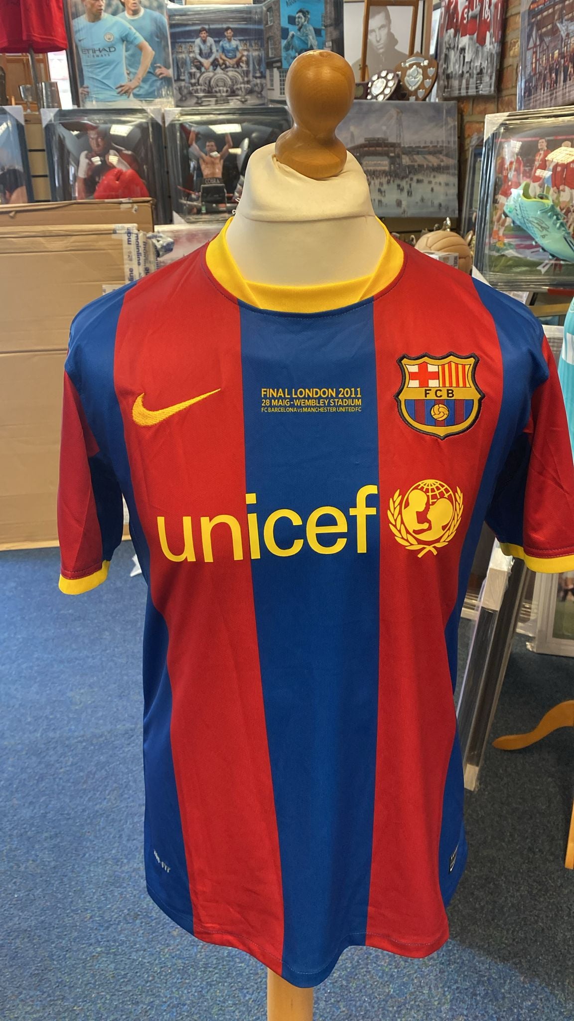 Authentically Signed Lionel Messi - Barcelona Framed Shirt-2 Authentically Signed Lionel Messi - Barcelona Framed Shirt-2