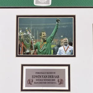 authentically-signed-edwin-van-der-sar-signed-plaque